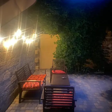 на фонтане Ferienhaus Odessa