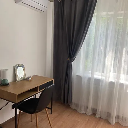 на фонтане Σπίτι διακοπών