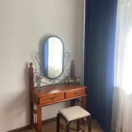 Holiday home будинок для відпочинку на 10 станції фонтану
