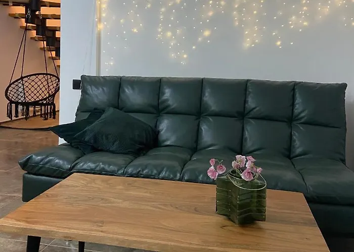 на фонтане Holiday home *